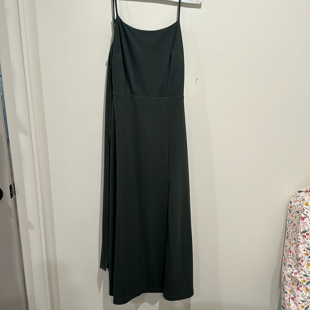 Birdy Grey Benny crepe dress in Olive. Size small